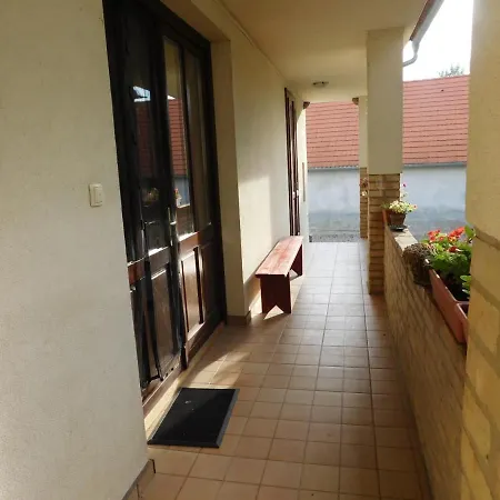 Vadaszkuert Vendegfogado 3*