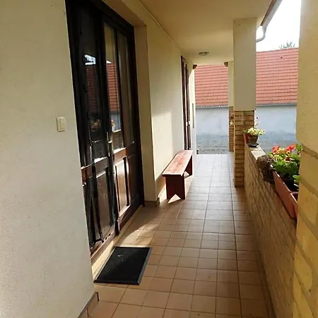 Vadaszkuert Vendegfogado فندق مبيت وإفطار Alsonyek